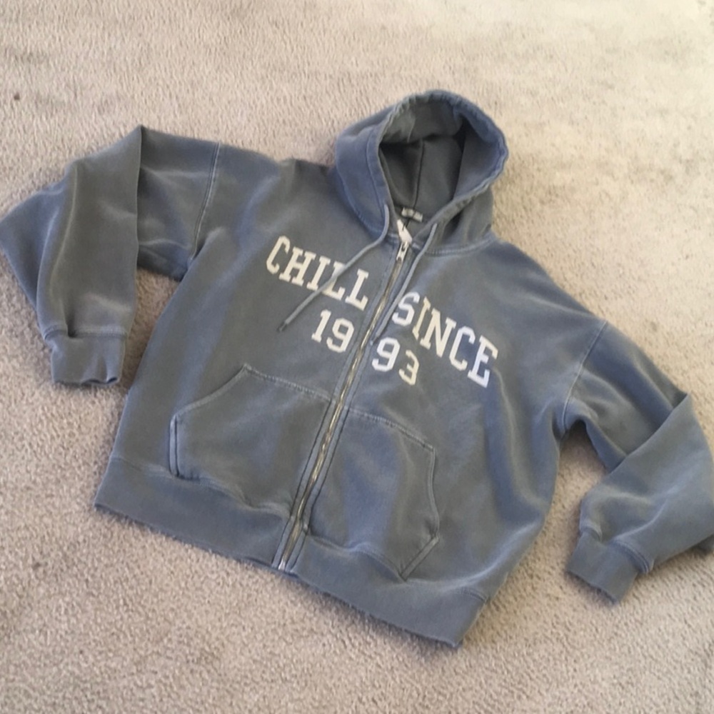 JOHN GALT/SLATE BLUE-“CHILL SINCE 1993”LIFTED LETTERING , FRONT ZIP HOODIE/NWT